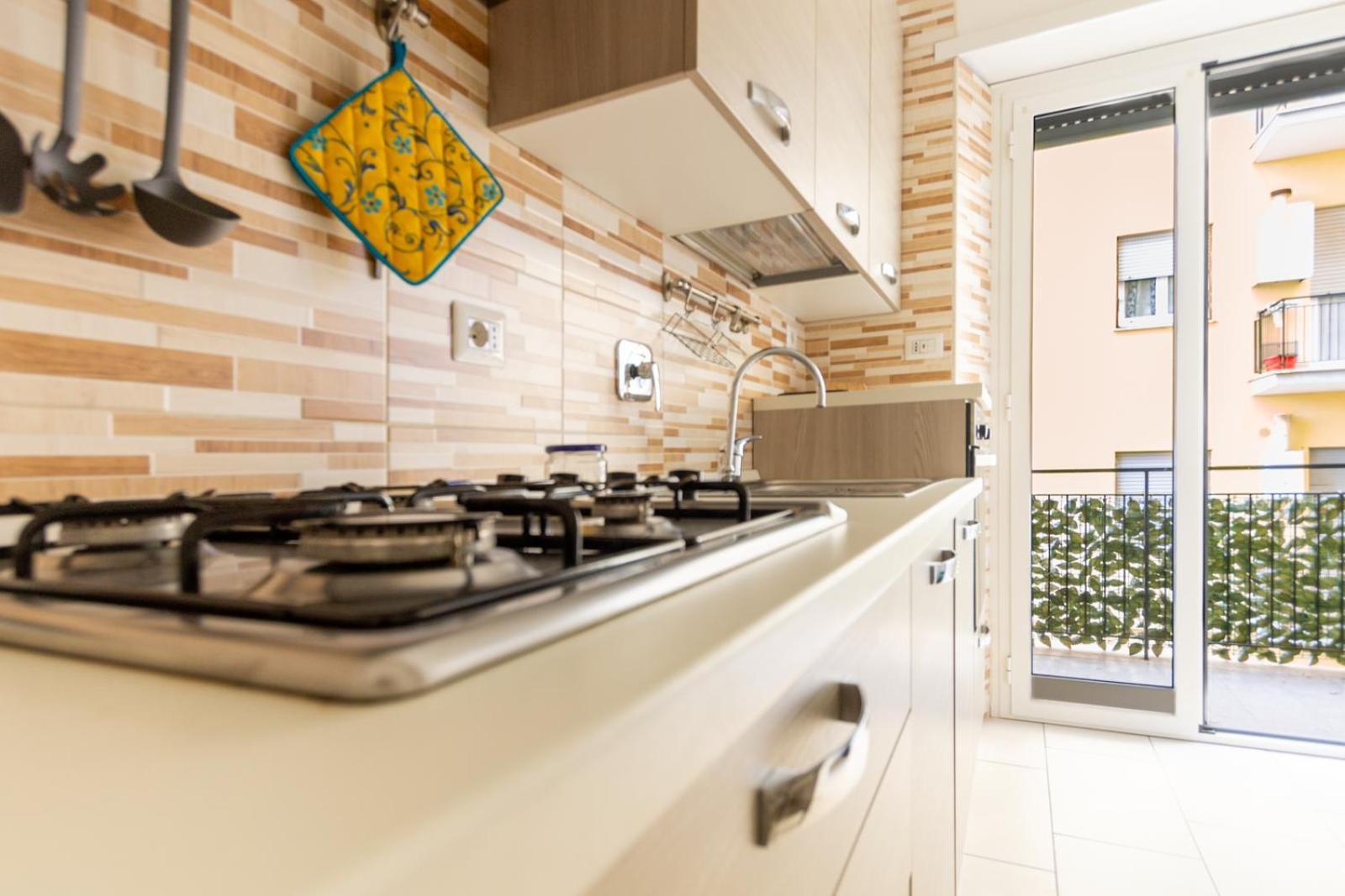 Cozy Retreat Saint John Apartment Rome Exterior photo