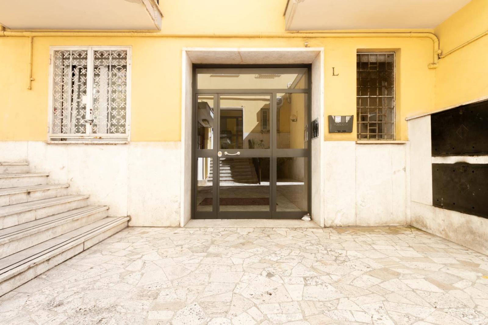 Cozy Retreat Saint John Apartment Rome Exterior photo